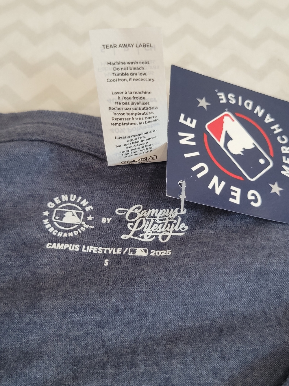 Genuine Merchandise Detroit Tigers Navy And White Tee Womens Size Small NWT - Picture 6 of 8